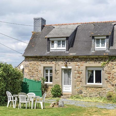 Lovely Home In Le Faouet With Kitchen المظهر الخارجي الصورة